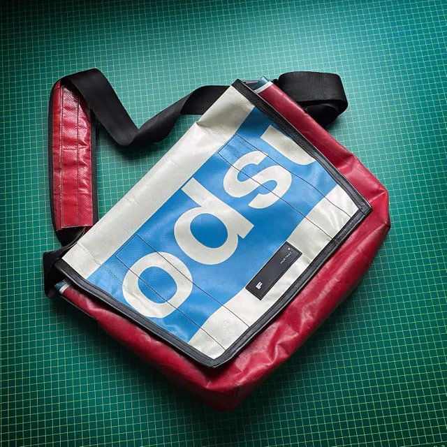Bag Customization | FREITAG Bag Customization | FREITAG