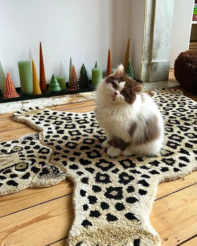 Pinky Leopard Rug Large - Doing Goods