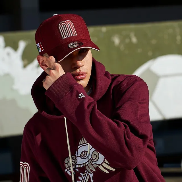 Colección Béisbol, Gorras y ropa