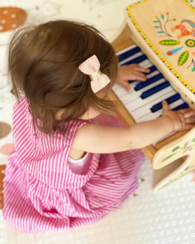 Piano Electronique Djeco Pour Enfant De 3 Ans A 5 Ans Oxybul Eveil Et Jeux