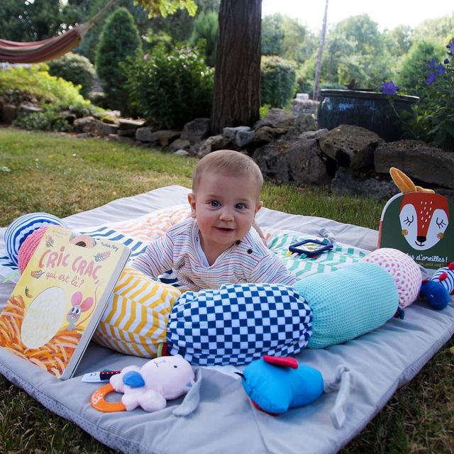 Chenille D Activites Sensibul Creation Oxybul Pour Enfant Des La Naissance Oxybul Eveil Et Jeux