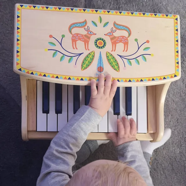 Piano Electronique Djeco Pour Enfant De 3 Ans A 5 Ans Oxybul Eveil Et Jeux