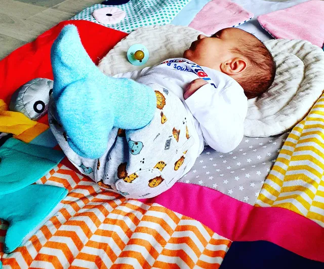 Tapis D Eveil Activites Et Contrastes Sensibul Creation Oxybul Pour Enfant Des La Naissance Oxybul Eveil Et Jeux