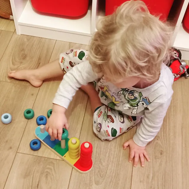 Jeu D Empilage Couleurs Et Chiffres Educabul Creation Oxybul Pour Enfant De 18 Mois A 3 Ans Oxybul Eveil Et Jeux