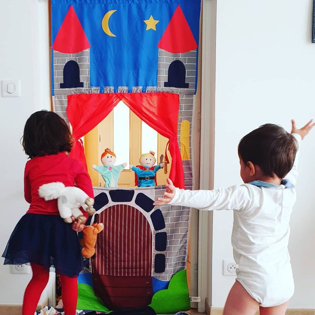 Marionnettes Prince Et Princesse Imagibul Creation Oxybul Pour Enfant De 3 Ans A 8 Ans Oxybul Eveil Et Jeux
