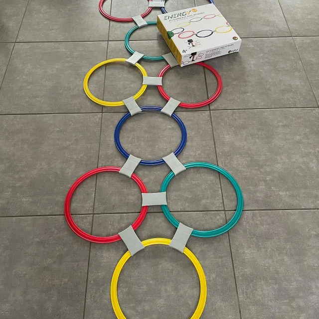 Jeu D Anneaux Avec Attaches Energybul Creation Oxybul Pour Enfant De 4 Ans A 10 Ans Oxybul Eveil Et Jeux