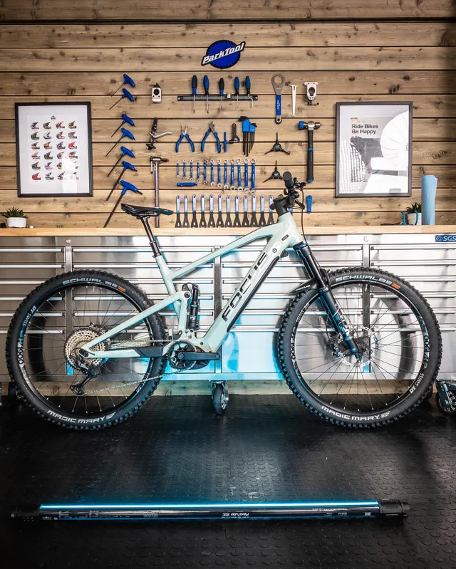 E MTB full suspension Just the right e bike for you FOCUS Bikes