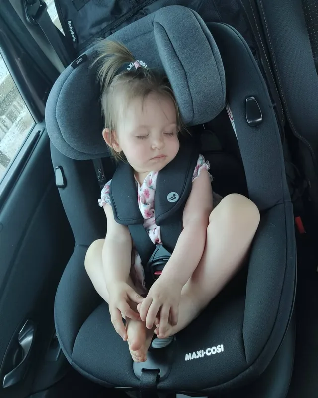 Maxi-Cosi Mica Review - European Car Seat - Car Seats For The Littles