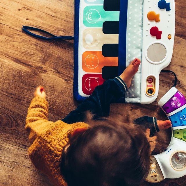 Piano D Eveil Sensibul Creation Oxybul Pour Enfant Des La Naissance Oxybul Eveil Et Jeux