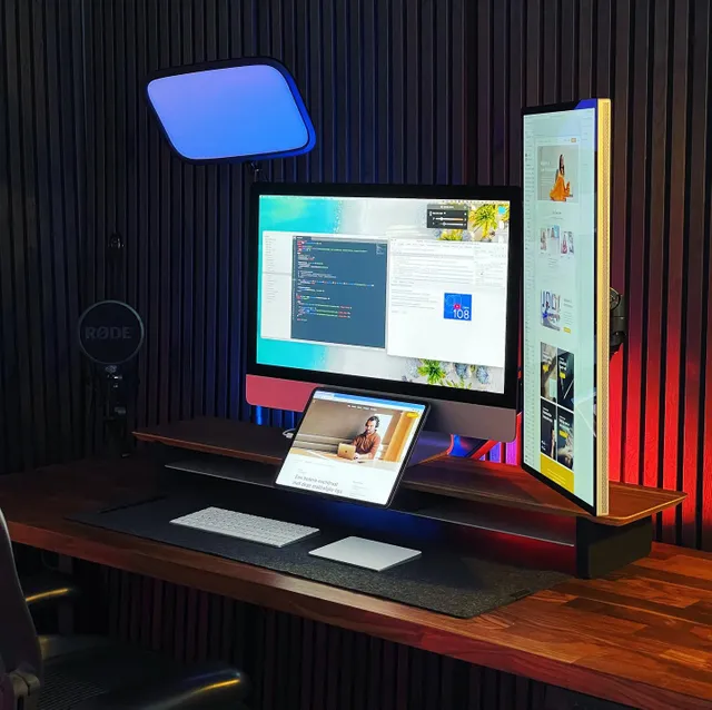 Setup Cockpit – The Dual Monitor Stand for your Desk Setup