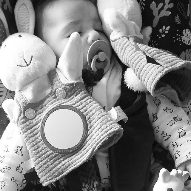 Marionnette Leandre Sensibul Creation Oxybul Pour Enfant Des La Naissance Oxybul Eveil Et Jeux