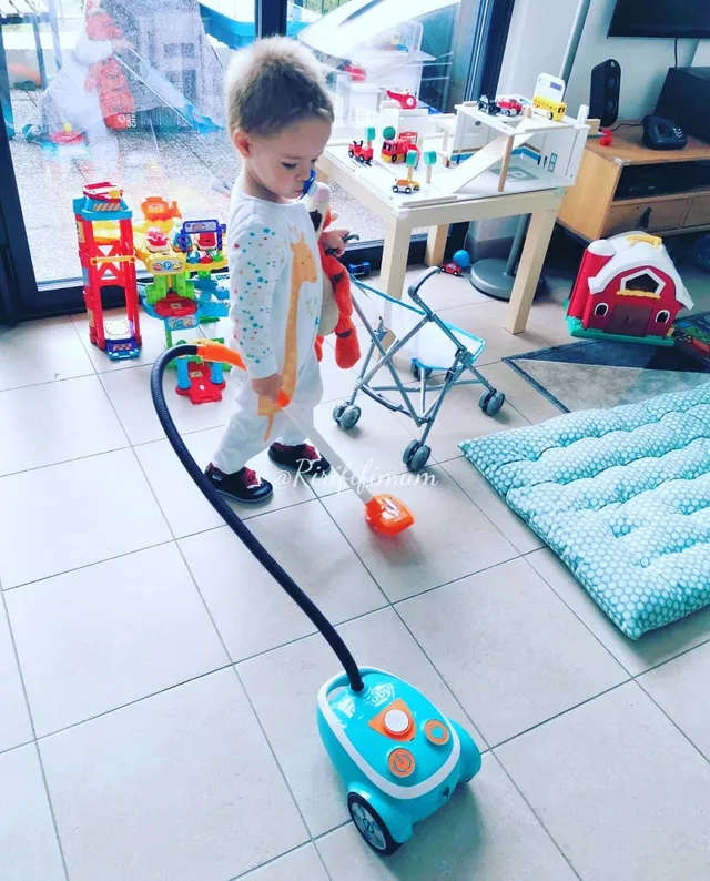 Aspirateur Smoby Pour Enfant De 3 Ans A 6 Ans Oxybul Eveil Et Jeux