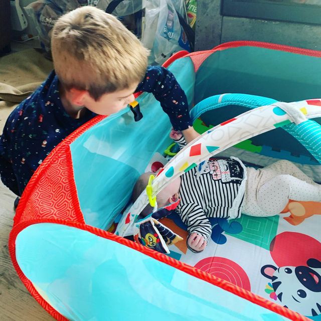 Tapis D Eveil Piano 4 En 1 Kickin Tunes Music Discovery Gym Baby Einstein Pour Enfant Des La Naissance Oxybul Eveil Et Jeux