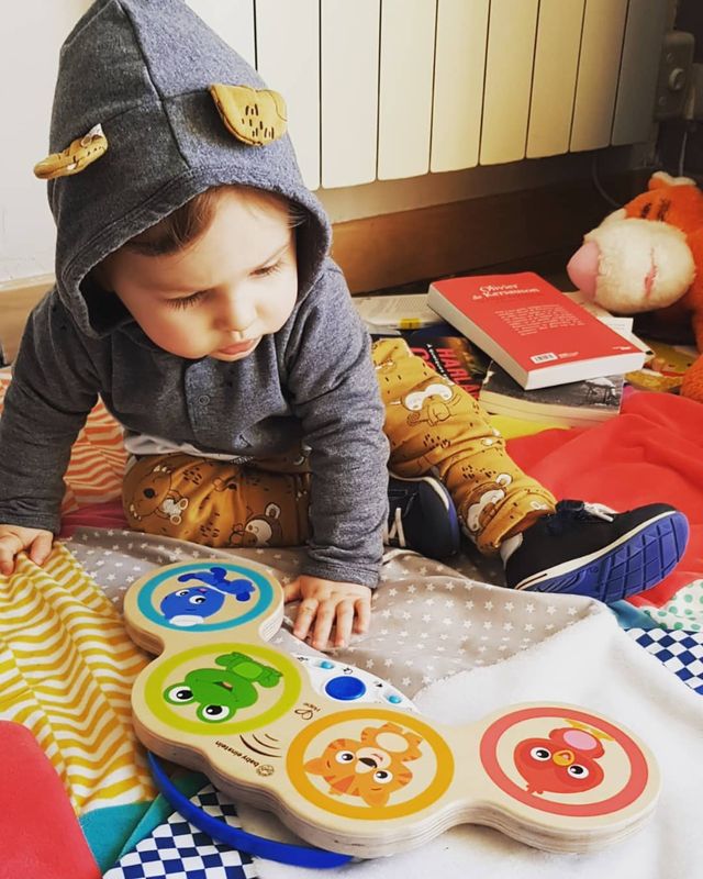 Tambours Magic Touch Baby Einstein Pour Enfant De 6 Mois A 3 Ans Oxybul Eveil Et Jeux