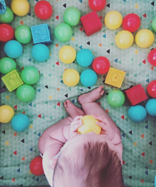 100 Balles Multicolores Trotibul Creation Oxybul Pour Enfant De 2 Ans A 7 Ans Oxybul Eveil Et Jeux