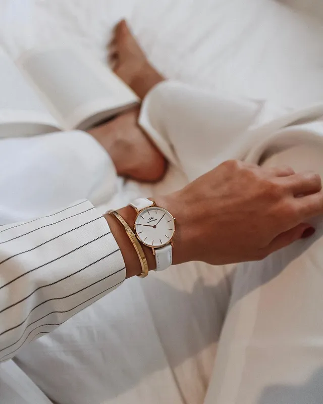 Petite Bondi - White women's watch with rose gold | DW